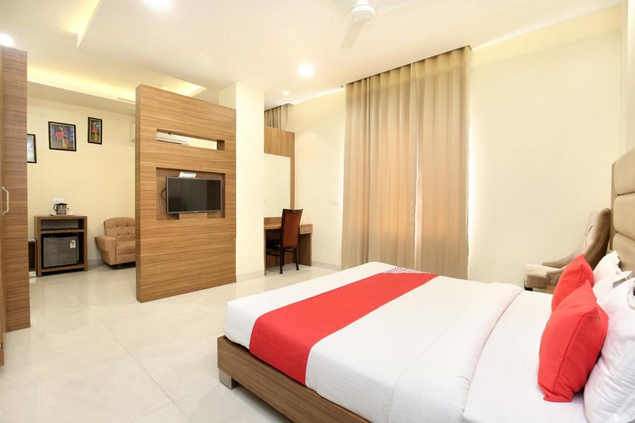Capital O 8510 Welcome Inn Amritsar Exterior photo