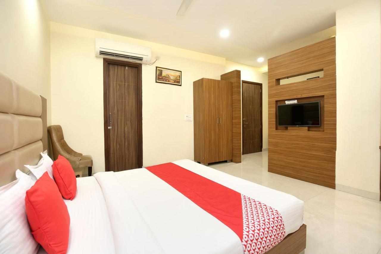Capital O 8510 Welcome Inn Amritsar Exterior photo