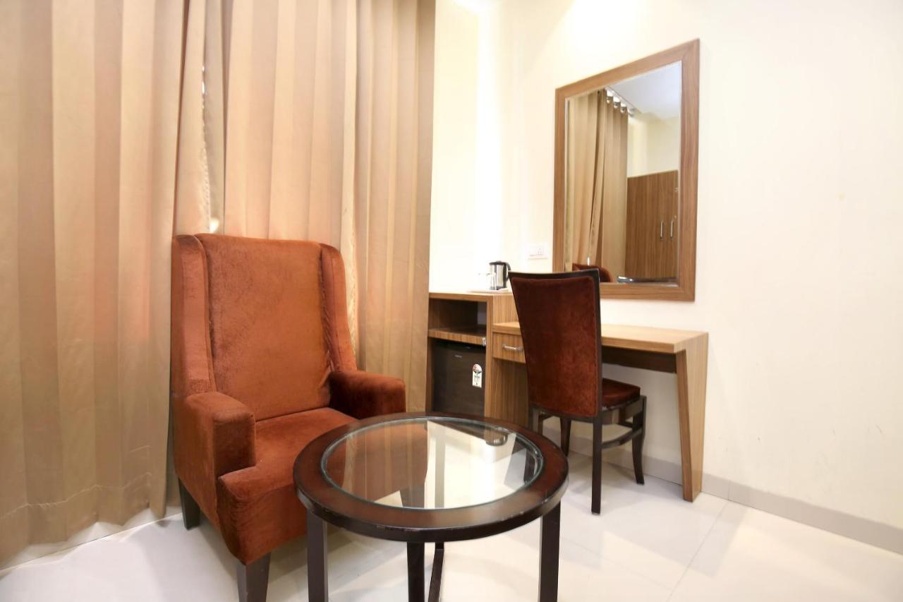 Capital O 8510 Welcome Inn Amritsar Exterior photo