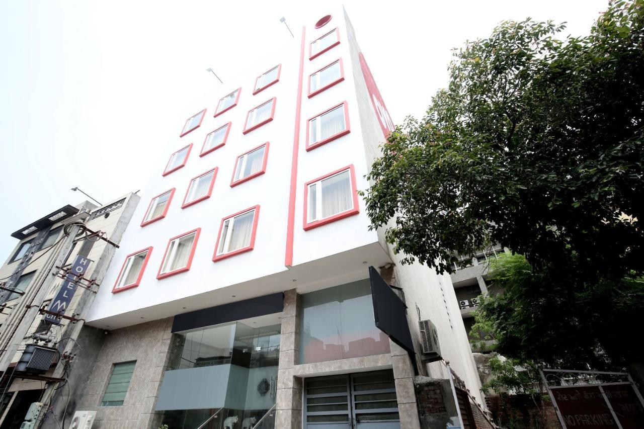 Capital O 8510 Welcome Inn Amritsar Exterior photo