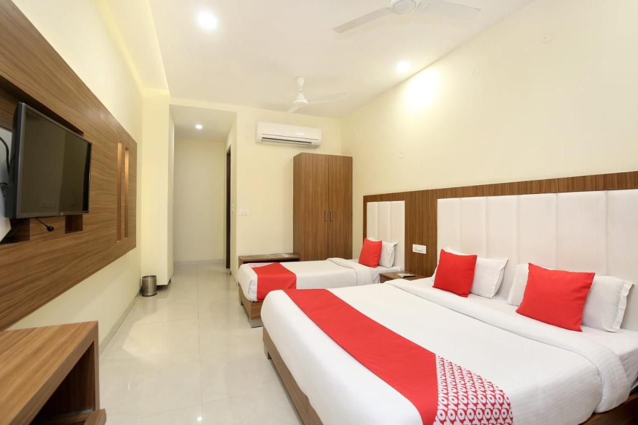 Capital O 8510 Welcome Inn Amritsar Exterior photo