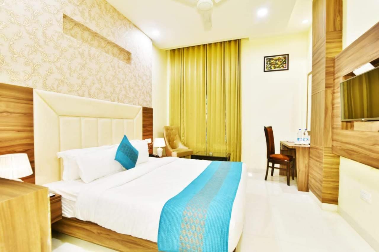 Capital O 8510 Welcome Inn Amritsar Exterior photo