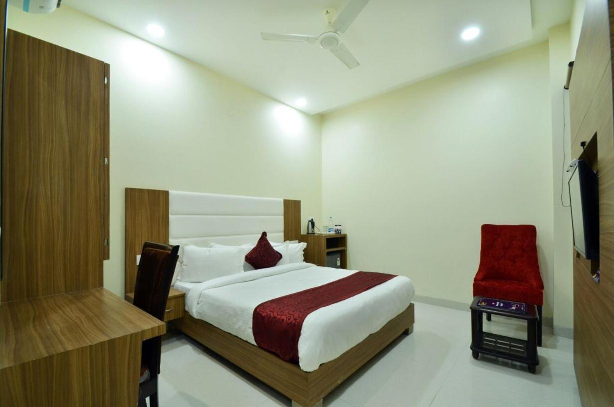 Capital O 8510 Welcome Inn Amritsar Exterior photo